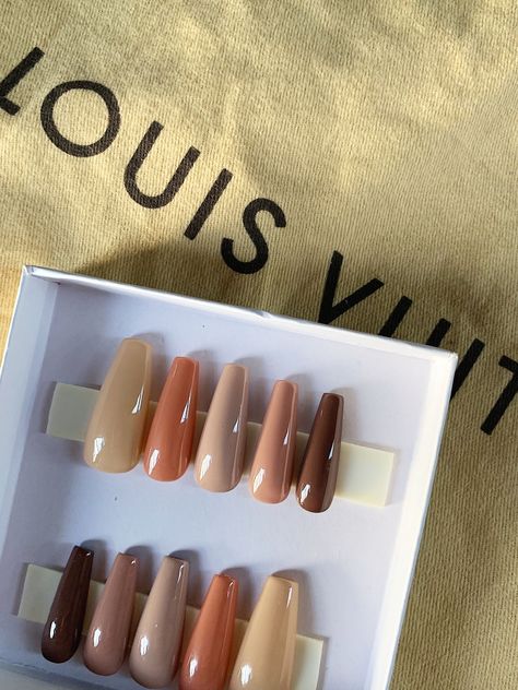 Tan Nails, Acrylic Nails Nude, Brown Acrylic Nails, Cute Acrylic Nail Designs, Nail Candy, French Acrylic Nails, Fall Acrylic Nails, Short Acrylic Nails Designs, Minimalist Nails