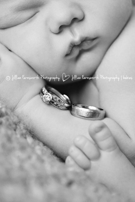 I was looking for a new way of incorporating wedding rings into a newborn photography session. I'm very pleased with how this shot turned out. #jillianfarnsworthphotography Vom Avea Un Copil, Photo Bb, Foto Newborn, Wedding Picture Poses, Baby Poses, Newborn Baby Photos, Newborn Poses, Foto Baby, Newborn Shoot