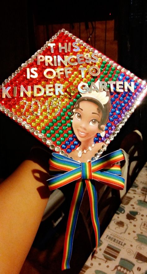 Rainbow Graduation Cap, Princess Graduation Cap, Disney Graduation, Graduation Cap Decoration Diy, High School Graduation Cap, Valentines Scrapbook, Grad Hat, Grad Caps, Cap Decoration