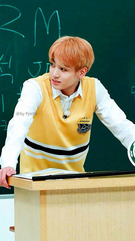 Cr. PJM96 [BTS V OFFICIAL] - RUN BTS! 2019 - Epi.63 Behind the scene #JUNGKOOK Jungkook School, Bts School, Jeongguk Jeon, 1 September, Jeon Jungkook Photoshoot, Jeon Jeongguk, Run Bts, Jung Kook, Jungkook Cute