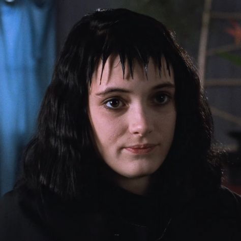 Winona Ryder - Lydia Lydia Deetz Pfp Movie, Winona Ryder Beetlejuice, Lydia Deetz Cartoon, Lydia Beetlejuice, Winona Forever, Lydia Deetz, Beetlejuice Movie, Christian Slater, Tim Burton Movie