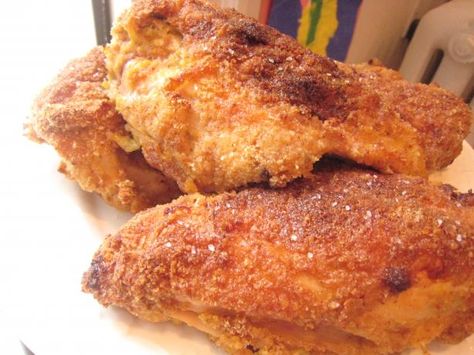 Oven Fried Southern Style Cinnamon Honey Chicken. Cinnamon Chicken, Flake Recipes, Honey Chicken Recipe, Making Fried Chicken, Cinnamon Honey, Fried Chicken Recipe, Oven Fried, Oven Fried Chicken, Honey Sauce