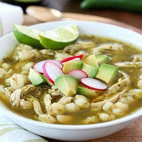 Easy Chicken Posole, Chicken Posole Verde, Posole Verde Recipe, Posole Recipe Chicken, Chicken Posole, Posole Recipe, Tartiflette Recipe, Pozole Recipe, Verde Recipe