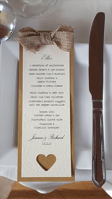 Rustic, handmade kraft & hessian wedding menu/place card Handmade Menu Card Ideas, Handmade Menu Card Design Creative, Diy Menu Cards, Hessian Wedding, Wedding Table Menus, Recuerdos Primera Comunion Ideas, Beach Wedding Decorations Reception, Menu Wedding, Bespoke Wedding Stationery