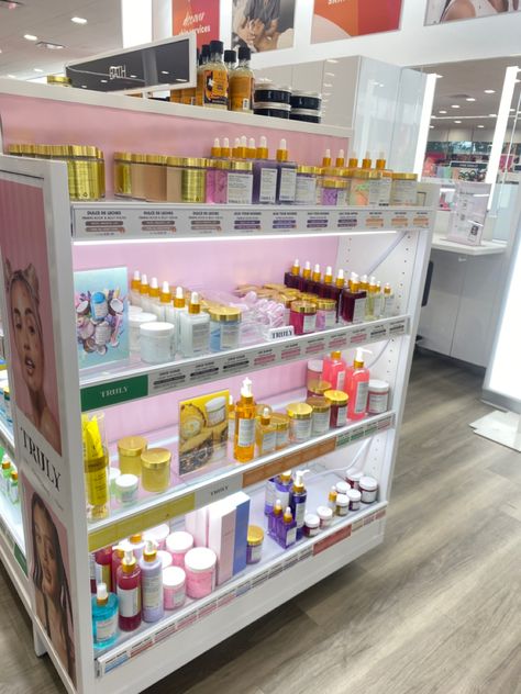 Ulta Store Aesthetic, Ulta Aesthetic Store, Ulta Aesthetic, Ulta Beauty Store, Preppy Peppa, Ulta Store, Orlando Shopping, Store Aesthetic, Skincare Store