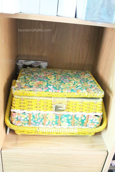 Craft Room Tour - Laura's Crafty Life Baskets Organization, Art Shed, Cricut Supplies, Paint Fabric, Sewing Basket, Craft Show Displays, Sewing Baskets, Art Organization, Craft Room Organization