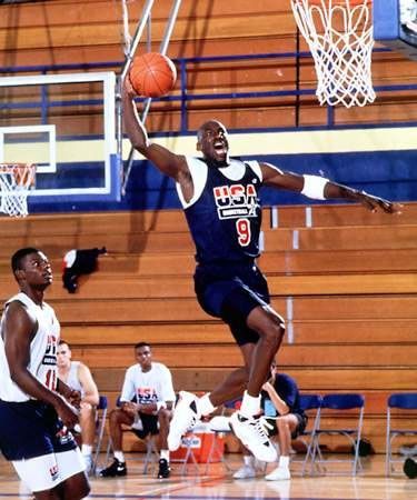 Michael Jordan in 1992 Olympics Dream Team scrimmage practice game. Dream Team 1992, Team Usa Basketball, Michael Jordan Photos, Jeffrey Jordan, Girls Basketball Shoes, Kobe Bryant Nba, I Love Basketball, Michael Jordan Basketball, Basketball Is Life