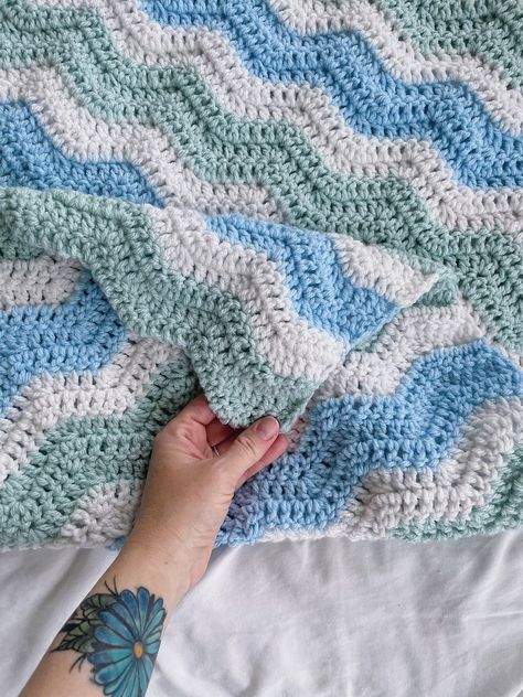 Ripple Crochet Pattern, Crochet Pattern Blanket, Ripple Crochet, Crochet Ripple Pattern, White Baby Blanket, Green Baby Blanket, Crochet Ripple Blanket, Ripple Blanket, Blue Baby Blanket