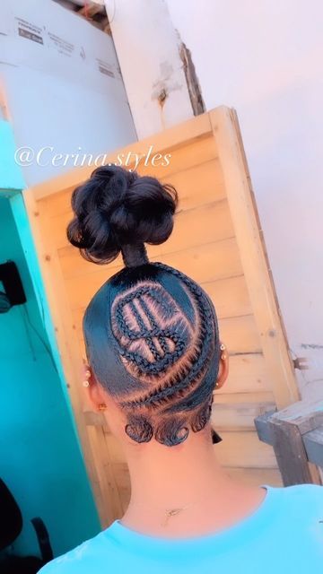 Cerina Brown on Instagram: "Fluffy up do bun with the butterfly 🦋 cornrow with the money sing🤑💲 on my beautiful client so cute  On her @_1_binks_ 💇🏽‍♀️😍🥺💋🔥🔥🔥🔥  #reels #explore #viralposts #instagramreels #hairstylist #cerinastyles #fypシ #fyp #foryou #foryourpage #fypppppppppppppppppppppppppppppppppppppppppppppppppppppppppppppppppppppp" Up Do Bun, Butterfly Braids, Butterfly Braid, Cornrow, Cute Simple Outfits, The Butterfly, The Money, Simple Outfits, Hair Inspo