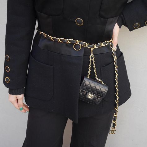 AMORE vintage TOKYO on Instagram: “SOLD OUT****Vintage Chanel chain leather belt with a tiny matelassé bag. ≫ Free Shipping Worldwide✈️ DM for more information ✉️…” Tiny Chanel Bag, Chain Belt Outfit, Chanel Chain Belt, Vintage Tokyo, Micro Bag, Chanel Chain, Chanel Mini, Chain Belt, Designer Bag