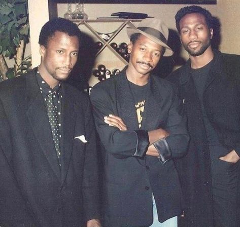 AfrocentricFilmsCollaborative on Instagram: “Michael Wright, Robert Townsend & Leon! ❤️ #thefiveheartbeats” Robert Townsend, Black Legends, Black Comics, Black Knowledge, Vintage Black Glamour, Black Actors, Eddie Murphy, Black Hollywood, Black Celebrities