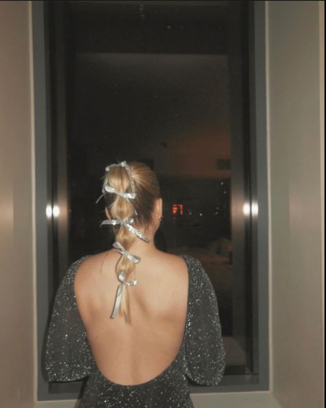 #bows #hairinspo #hairstyles #slickedbackhair #holiday #nyehair #citygirl Slick Back Hairstyles Aesthetic, Homecoming Hairstyles Slicked Back, Cute Slik Back Hairstyles, Slick Back With Bow, Prom Slicked Back Hair Ponytail, Slicked Back Glitter Hair, Nye Hairstyles, Prom Pony Tail, Slicked Back Ponytail