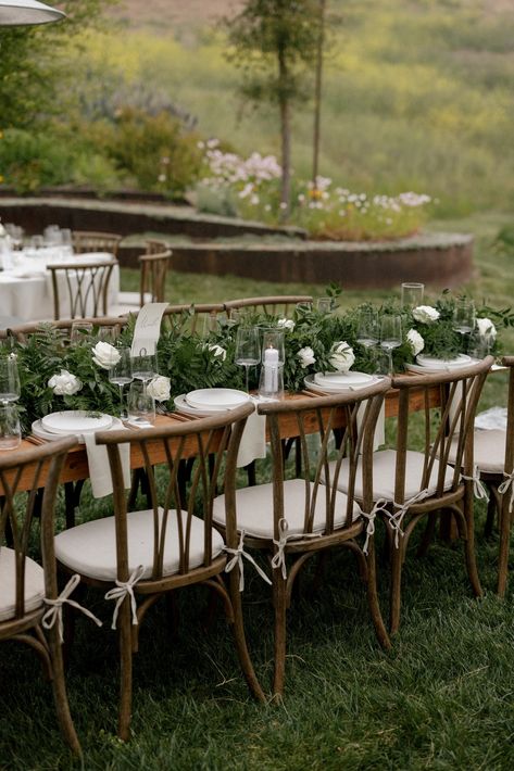 Let us show you where timeless simplicity meets elegant outdoor beauty. ㅤ SWIPE to see → 🍽️🌸🌱 ㅤ From our Lys Walnut Chairs with delicate wood spindles to the earthy tones of our Puro Cotton Dinnerware, every element of this wedding reception was thoughtfully curated to create a warm, inviting atmosphere. ㅤ The finishing touch? Our Bailey Flatware, featuring teak handles that add a natural elegance to every place setting. ㅤ 🌿 Ready to design your dream event? ㅤ Contact our sales team today and... Wood Chairs Wedding, Wood Spindles, Chairs Wedding, Timeless Simplicity, Walnut Chair, Wood Chairs, Wedding Chairs, Place Setting, Wood Chair