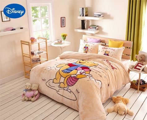 Winnie The Pooh Bedding, Winnie The Pooh Piglet, Queen Size Bedspread, Pooh Piglet, Flannel Quilts, Full Bedding Sets, Set Bedroom, Twin Bed Sets, Queen Bedding Sets