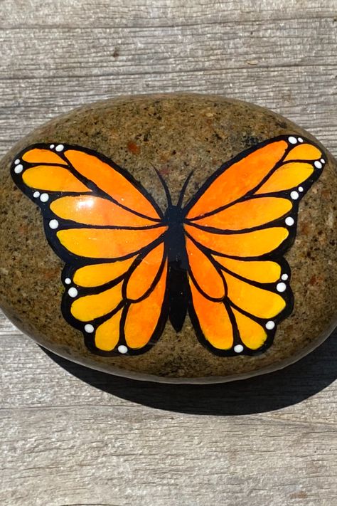 Designing A Garden, Garden From Scratch, Painted Garden Rocks, Paint Nail, Stone Art Painting, Garden Solutions, Painted Rocks Diy, Rock Painting Patterns, Nail Powder