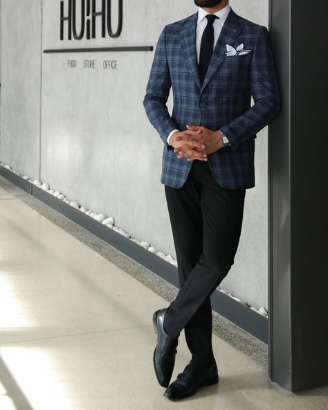 Blazer / Waistcoat: 46R Blue Checked Blazer Outfit Men, Check Blazer Outfits Men, Mismatched Suit Jacket And Pants Men, Checked Blazer Outfit Men, Party Wear Blazers For Men, Checkered Blazer Outfit, Casual Blazers For Men, Plaid Blazer Outfit, Blazer Waistcoat