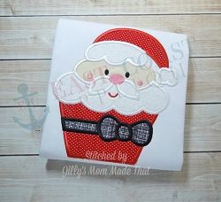 Santa Cupcake Applique - 4 Sizes! | What's New | Machine Embroidery Designs | SWAKembroidery.com East Coast Applique Cupcake Applique, Santa Cupcakes, Svg Shapes, Valentine Font, Christmas Applique, Patch Aplique, Alphabet Design, Numbers Font, Embroidery Software