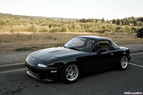 Black NA Miata with 15x8+11 O-Disk Meisters with 195/50/15 S.Drives by FreshJuiceBox Miata Mods, Miata 1990, Na Miata, Miata Car, Mx5 Mk1, Work Wheels, Mx5 Na, Mazda Roadster, Honda Civic Coupe