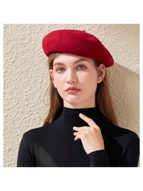 Fall/winter Beret Style Japanese & British Vintage Breathable Wool Painter Hat With Wide Brim For Big Head, Red Red Barett, Artist Hat, Winter Beret, Pink Beret, Beret Fashion, Beret Style, Red Beret, Painter Hat, Bts Inspired Outfits