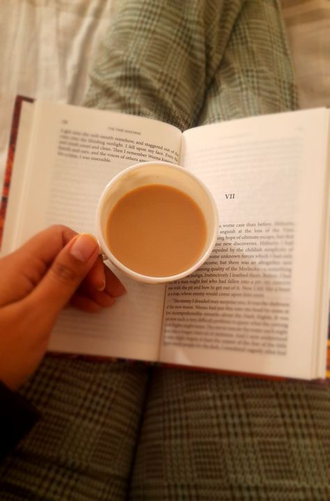 #tea #book #reader Book And Tea, November Reading, Tea Photography, 2024 Board, Romantic Academia, Pile Of Books, Tea And Books, Insta Post, A Cup Of Tea