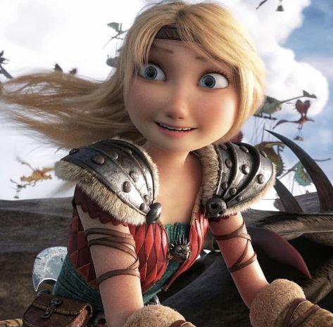 she’s so pretty aaaaa 😩 Httyd Hiccstrid, Toothless Drawing, Dream Cosplay, Toothless Night Fury, Astrid Hofferson, Astrid Hiccup, Train Dragon, Dragon Comic, Dragon Movies