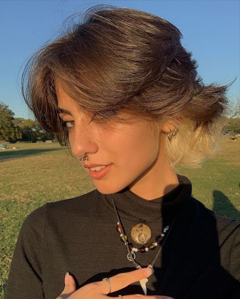 caitlyn <3 Super Short Wolf Cut Hair, Non Binary Hairstyles, Non Binary Haircuts Long, Short Non Binary Haircuts, Shaggy Wolfcut, Enby Haircuts, 2023 Haircut Trends, Haircut Trending, Non Binary Hair