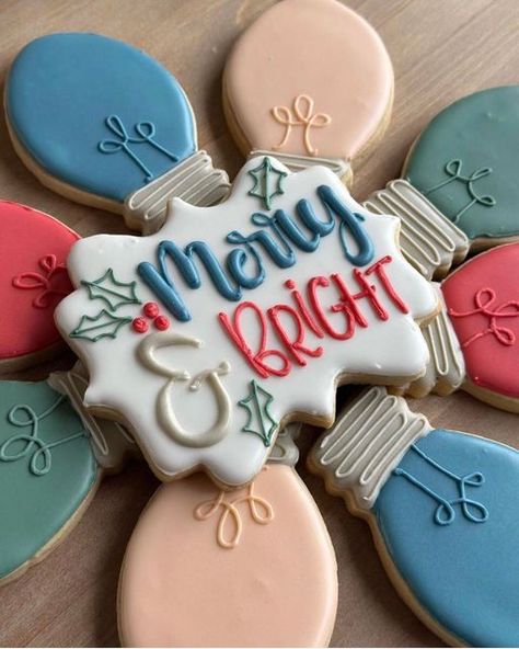 Christmas Sugar Cookie Designs, Christmas Sugar Cookies Decorated, Pretty Desserts, Baking Inspiration, Sugar Cookie Designs, Pretty Dessert, Cookies Christmas, Xmas Cookies, Christmas Cookies Decorated