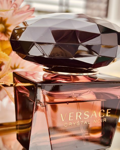 ✨Rate my photography skills from 1️⃣ to 🔟 and drop your thoughts below! Your feedback will help me improve 📸💬 . . . . . . . . #UGCCreator #PerfumeLover #ProductPhotography #LuxuryFragrance #ContentCreatorLife . . . . . . . (Perfume lover, UGC content, UGC ideas, Versace crystal noir, October fragrance, festive fragrance, photography skills) Crystal Noir Versace, Versace Crystal Noir, Crystal Noir, Fragrance Photography, Ugc Content, Perfume Lover, Luxury Fragrance, Photography Skills, Content Creator