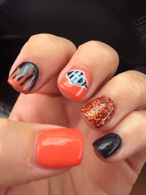 Harley Davidson Nails Biker Nails Designs Harley Davidson, Sturgis Motorcycle Rally Nails, Harley Nails Designs, Harley Davidson Nails Design, Harley Nails, Fall Nail Colors Opi, Nails Pedicure, Nails 2016, Cute Nail Colors