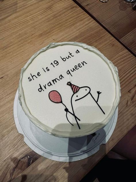 Drama Queen Birthday Cake, 19 Cake Ideas, Bento Cake Funny, Funny Cakes For Men, 19 Birthday Cake Aesthetic, 19 Birthday Cake Ideas, 19 Bday Cake, 17 Bday Cake, Funny Bday Cakes