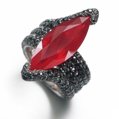 GENEVA BASED LUXURY JEWELERS DE GRISOGONO HAVE CREATED A STUNNING RING OUT OF A UNIQUE ONE OF A KIND RUBY. THE CENTER STONE IS A MARQUISE C... Infinity Pendant, Jewels Rings, Ruby Jewelry, Black Diamonds, Put A Ring On It, Ruby Ring, Ring Vintage, Emerald Diamond, Geneva