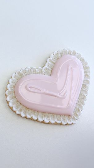 179K views · 2.3K reactions | 💓 LACE SCALLOPED HEART VALENTINE COOKIE 💓 I got lots of questions about this Royal Icing Lace technique last year! It’s not difficult, it just takes... | By Beka | Facebook Royal Icing Lace, Valentine Cookie, Valentine Cookies, Icing Cookies, Royal Icing, Sweet Tooth, Baking, Lace