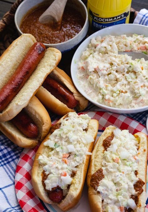 Soup And Biscuits, Carolina Slaw, Loaded Hot Dogs, Hot Dog Chili Recipe, Creamy Slaw, Chili Dog Chili Recipe, Slaw Dog, Hot Dog Sauce Recipe, Hotdog Chili Recipe