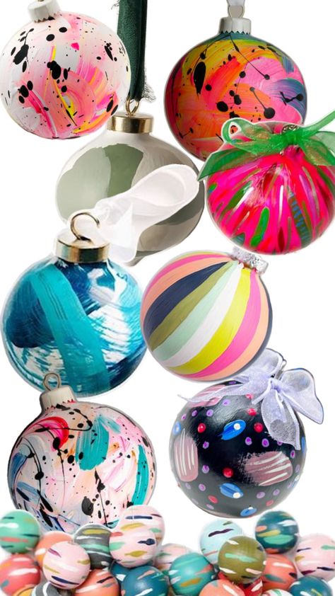 A selection of the most colourful and beautiful hand painted Christmas tree baubles Painting Baubles, Bauble Painting Ideas, Hand Painted Bauble, Painted Christmas Tree, Handpainted Christmas Ornaments, Tree Baubles, Rainbow Christmas, Elf Art, Rainbows Christmas