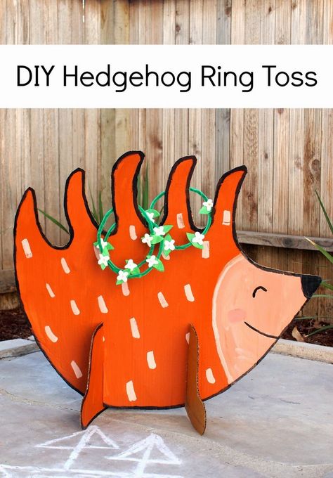 DIY Hedgehog Ring Toss (Made from cardboard!) Toss Game Diy, Diy Hedgehog, Woods Party, Woodland Creatures Party, Fuchs Baby, Woodland Animals Party, Forest Birthday Party, Hedgehog Birthday, Forest Birthday