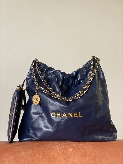 CHANEL 22 bag Exclusive original Montebello calf "dark blue"! Gold buckle, size medium: 35x35x8x42cm. Chanel 22 Bag, Chanel 22, Chanel Paris, Blue Bags, Fun Bags, Blue Gold, Chanel Bag, Luggage Bags, Luxury Bags