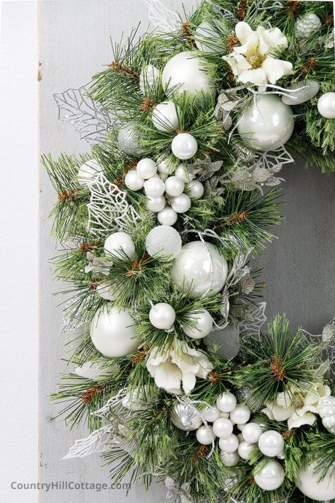 Frosted Ornaments, White Christmas Wreath, Grey Christmas, A White Christmas, White Wreath, Homemade Holiday, Green Wreath, Xmas Wreaths, Handmade Christmas Decorations