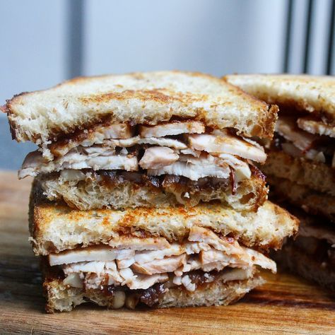 Sandwich With Fig Jam, Fig Brie Sandwich, Turkey Chutney Sandwich, Turkey Brie Fig Sandwich, Turkey Fig Sandwich, Fig Jam Sandwich Recipes, Fall Sandwiches Cold, Autumn Sandwich Recipes, Turkey And Brie Sandwich