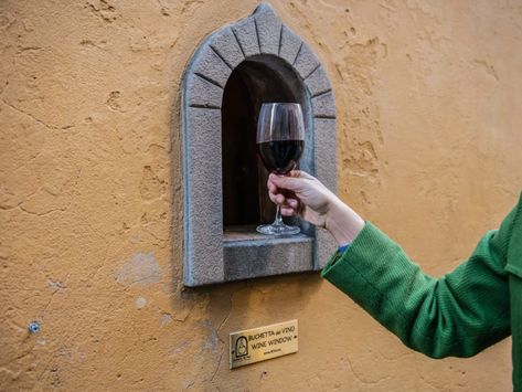 Centuries-old wine windows in Florence put a novel spin on physical distancing | CBC News Wine Window, Weird Aesthetic, Traveling To Italy, Italy Honeymoon, Madding Crowd, Different Wines, Adventure Trip, Ebb And Flow, Wine Drinkers