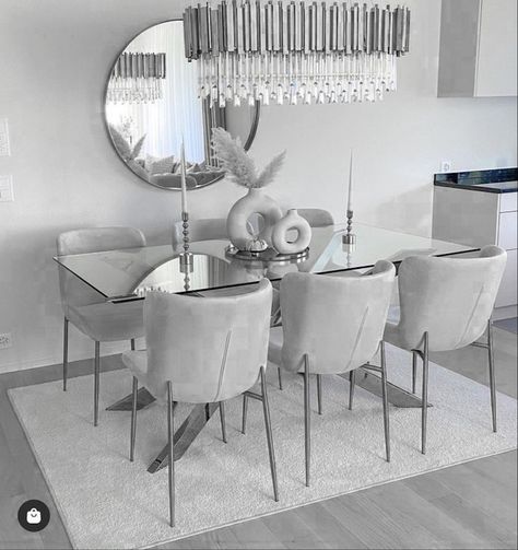 White Gray Home Decor, Grey Themed Dining Room, Gray Dining Table Decor, Silver Dining Room Decor, Grey And White Dining Room, Dinning Room Decor Ideas, Aesthetic Dining Room, Dining Room Decor Modern, Dining Room Design Modern