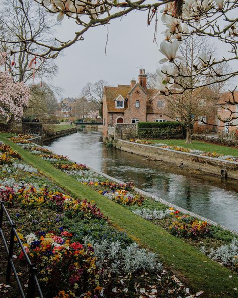 Study Abroad England, Canterbury England, British Cottage, Canterbury Kent, West Gate, Kent England, Picture Places, Dream Cottage, Gloomy Day