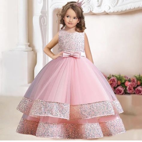 Girls Top Design, Pearl Cake, Kids Frocks Design, Dress Christmas, Kids Designer Dresses, Kids Frocks, Performance Dresses, Lace Decor, Dress Princess