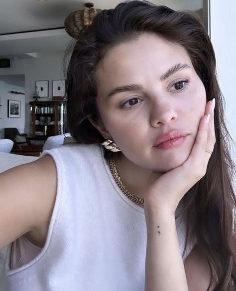 Selena G, Instagram Selfie, Latest Instagram, No Makeup, Selena Gomez, Instagram Followers, Instagram Story, Actresses, Makeup