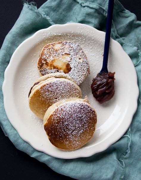 These Japanese pancakes look stellar.  via @sweetpotatosoul Japanese Pancake Recipe, Japanese Vegan, Desserts Japonais, Vegan Japanese, Japanese Pancake, Red Bean Paste, Vegan Beans, Light Desserts, Red Bean