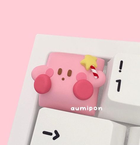 ✩ a u m i p o n ✩ (@aumipon) • Instagram photos and videos Polymer Keycaps, Artisan Keycaps Clay, Kirby Keycap, Polymer Clay Keycaps, Clay Keycaps, Keyboard Build, Cute Keycaps, Keyboard Caps, Cute Clock