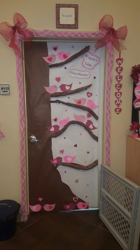 Valentines Door Decor. Valentine’s Day Door Decoration, Classroom Decorations Bulletin Boards, Diy Door Decorations, Valentines Door Decor, Valentines Classroom Decorations, Bulletin Boards Diy, Teacher Appreciation Decorations, Kiddie Academy, Valentines Day Diy