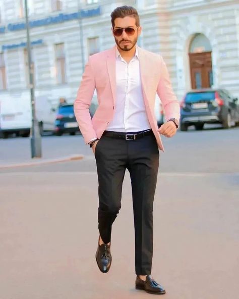 Pink Blazer Outfit Men, Pink Blazer Men, Wedding Sky Blue, Blazer Men Outfit, Black Jacket Outfit, Formal Costume, Wedding Suits Groomsmen, Blazer Outfits Men, Smart Casual Menswear