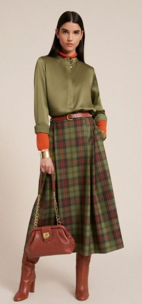 Tartan Fashion, Plaid Skirt, 가을 패션, Mode Vintage, Mode Inspiration, Fall Winter Outfits, Look Fashion, Skirt Fashion, Modest Fashion