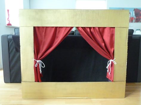 Ideas Caratulas, Diy Puppet Theater, Homemade Puppets, Diy Puppet, Theatre Crafts, Theatre Diy, Puppet Stage, Puppet Theaters, Stage Curtains