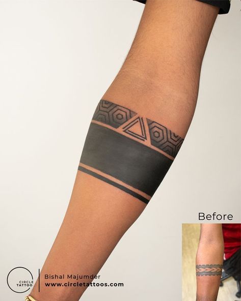 Tattoo Sleeve Cover Up, Women Circle, Line Tattoo Ideas, Coverup Tattoo, Black Tattoo Cover Up, Band Tattoos, Band Tattoo Designs, Circle Tattoo, Armband Tattoo Design